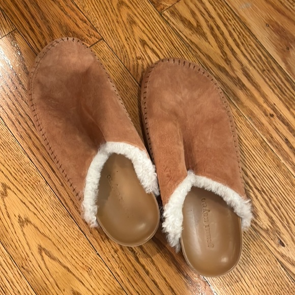 Jenni Kayne Shearling-Lined Moc Clog - Picture 3 of 6